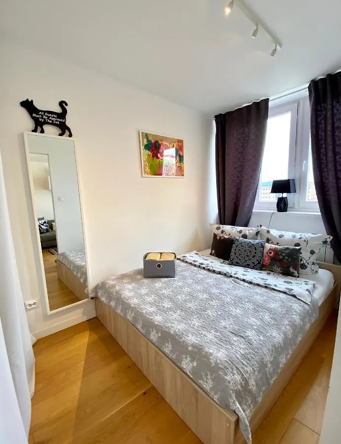 Stylecomfort Flamingo House Warsaw